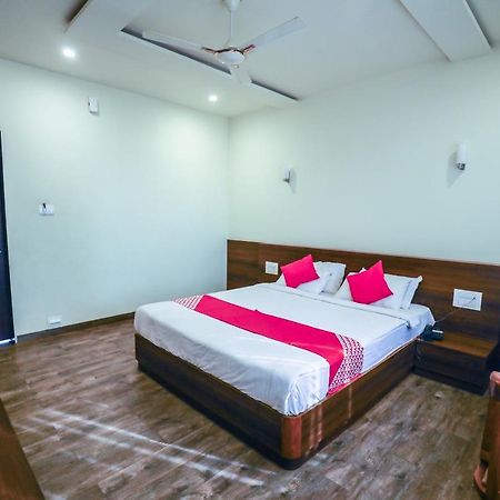 Hotel The Cult Hubli Eksteriør bilde